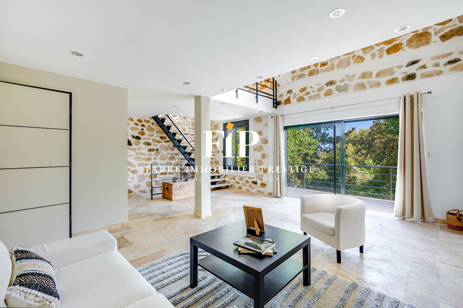 Demeure de prestige contemporaine Aix En Provence 10 pi\u00e8ce(s) 340 m2